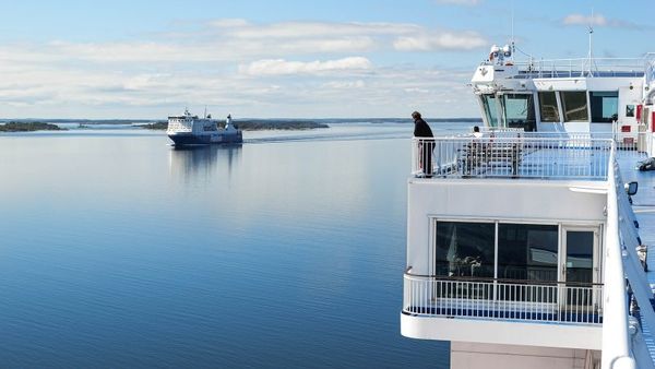 Finnlines befördert ab 2023 Fußpassagiere zwischen Schweden und Finnland